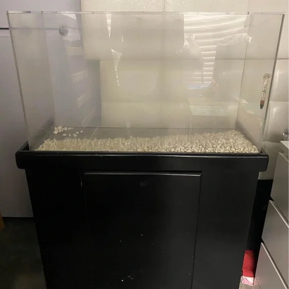 35 Gallons Fish Tank with Stand